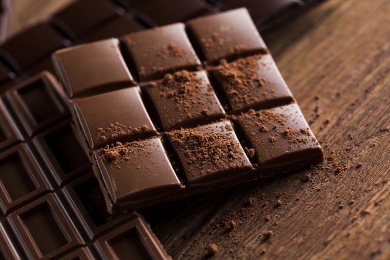 10 Things That Happen To Your Body When You Eat Chocolate Every Day