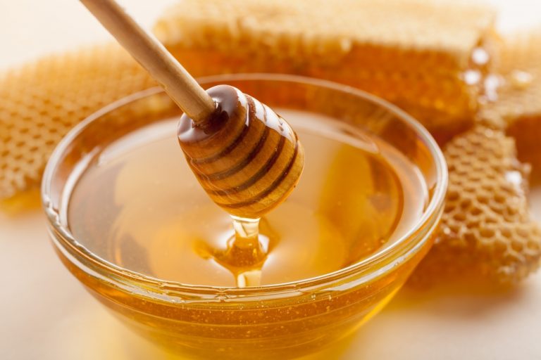 Why Eating Frozen Honey Can Be Dangerous