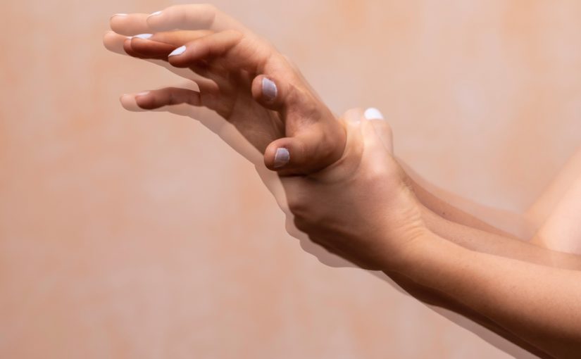 10 Early Warning Signs Of Parkinson’s Disease