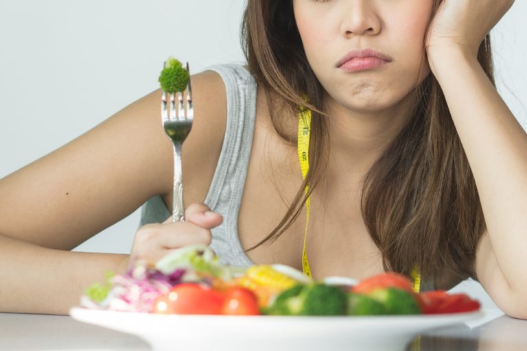 This Diet Remains One Of The Worst, But Women Still Follow It