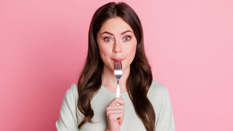 What Happens If You Eat Hummus Every Day?